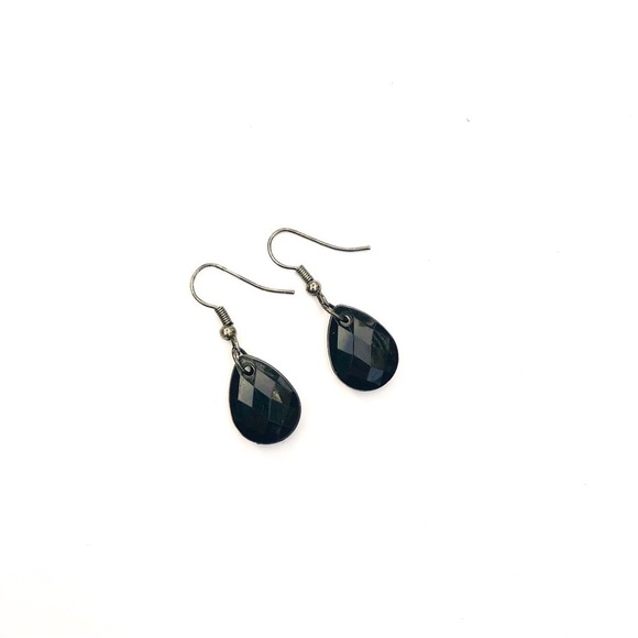 𝅺Black Oval Pendant Earring - Picture 1 of 6